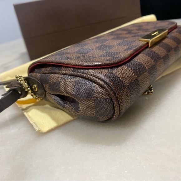 Authentic Louis Vuitton Favorite PM Damier Ebene Crossbody Purse - Picture 10 of 13